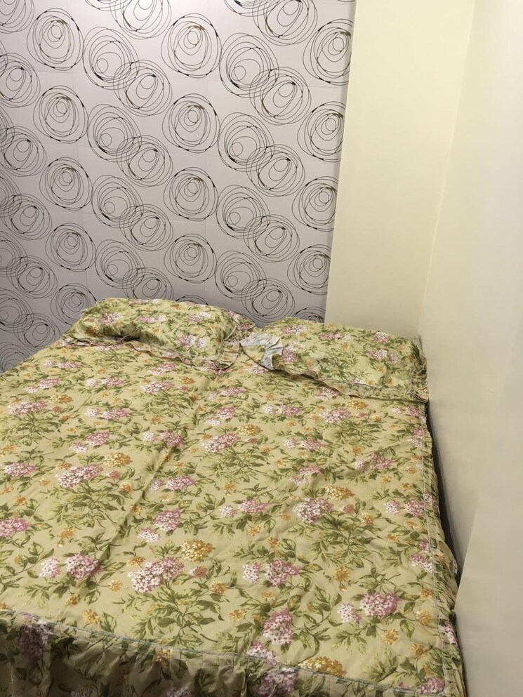 Bedroom, sher-e-punjab Studio 300 Sq.Ft. Apartment In Andheri East Mumbai 8980801