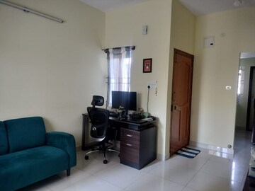 Living Room in 2 BHK Builder Floor at Jagadish Nilaya, Cv Raman Nagar – for Rent