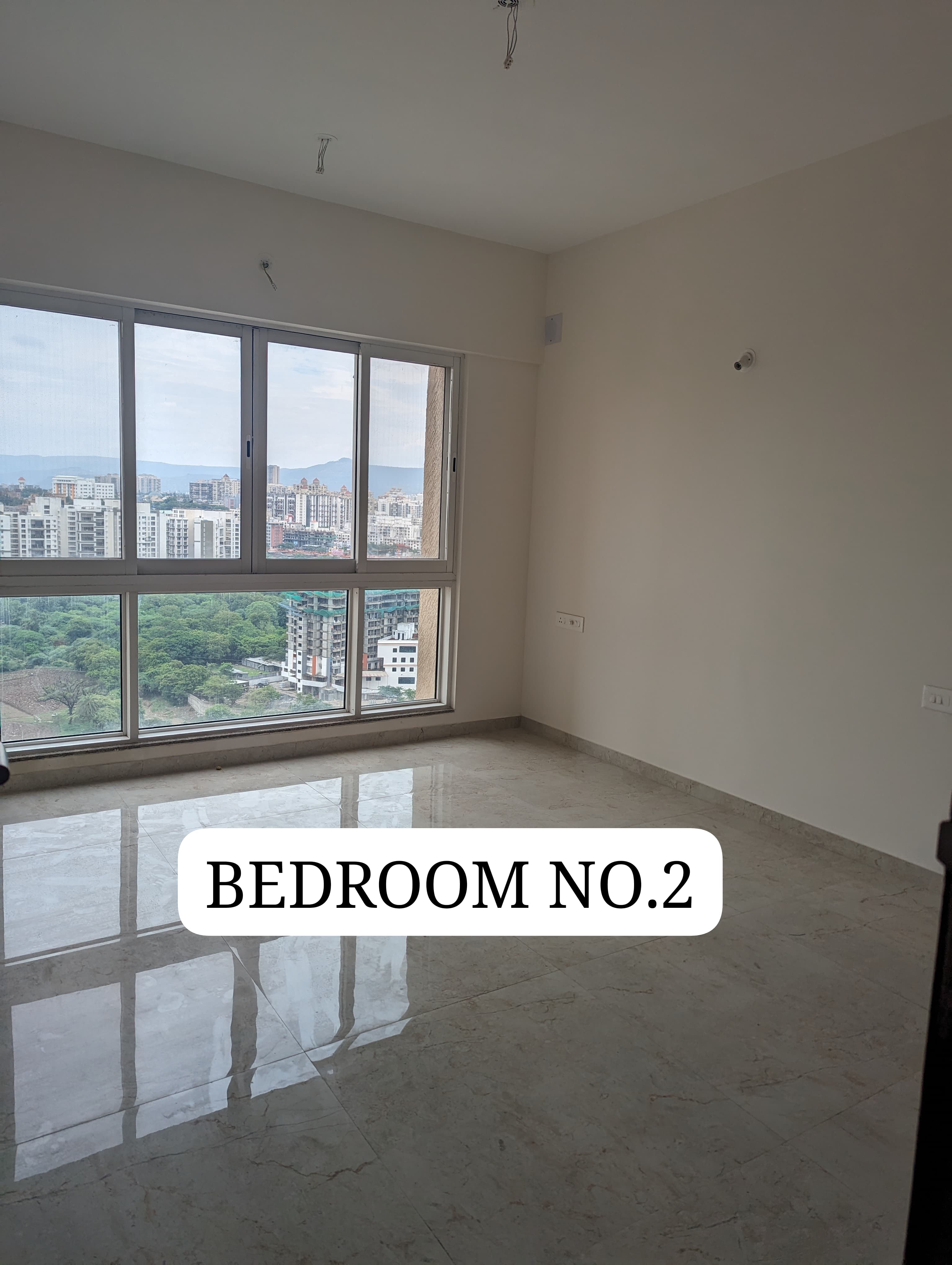 3 BHK + Pooja Room,Servant Room,Study Room,Extra Room Apartment For Rent in K Raheja Reserve