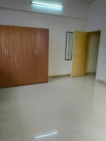Room in 3 BHK Apartment at Matunga West – for Rent