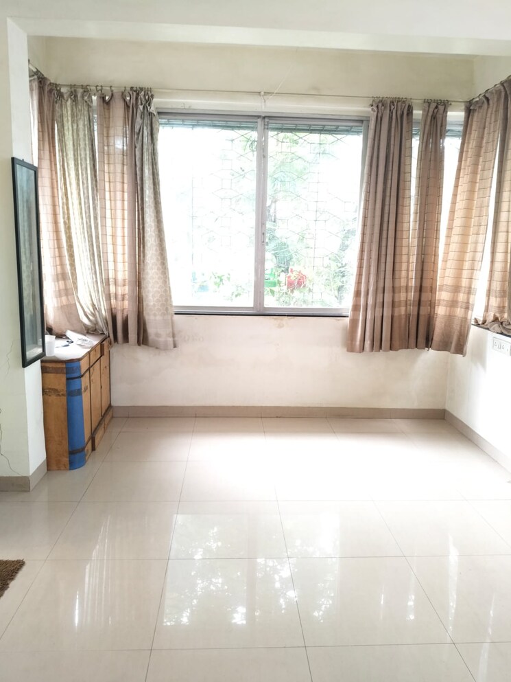 Room, matunga west 3 Bedroom 1000 Sq.Ft. Apartment In Matunga West Mumbai 8980817
