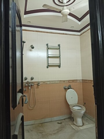 Bathroom in 4 BHK Builder Floor at Krishna Nagar – for Sale