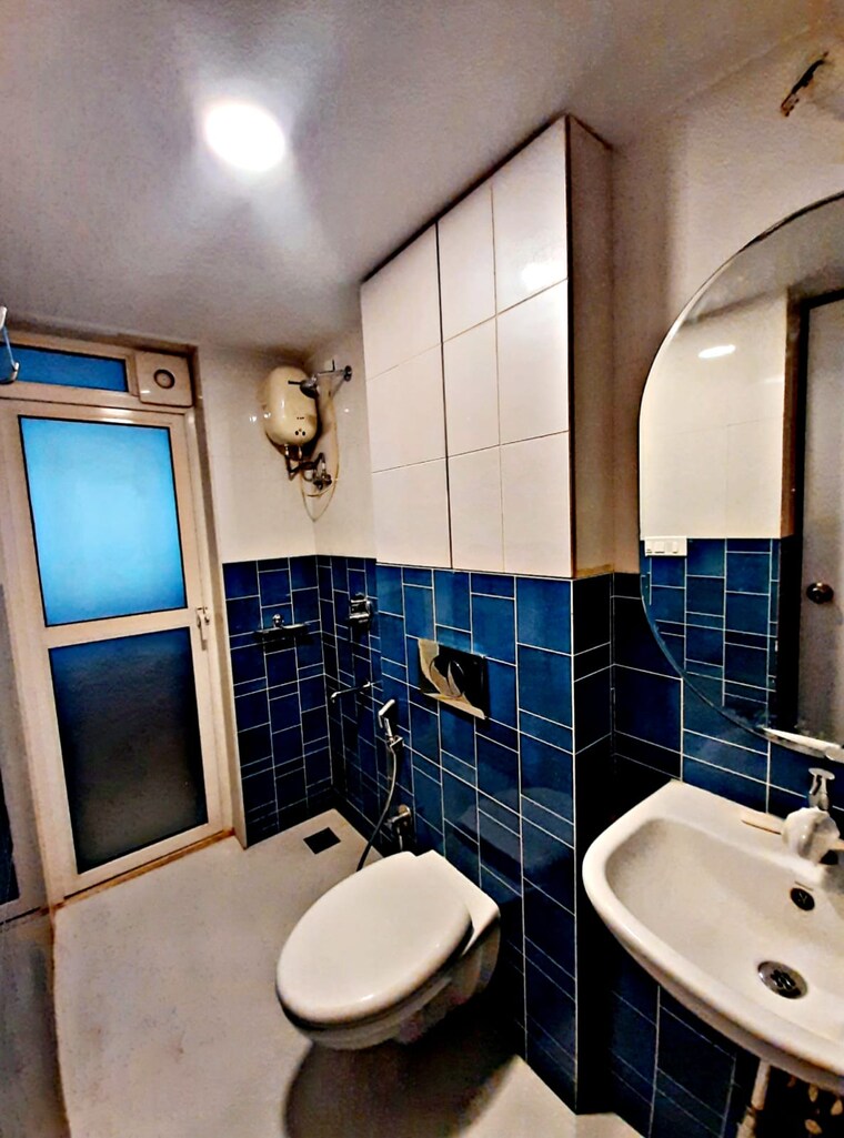 Team Area, lodha-amara 2 Bedroom 672 Sq.Ft. Apartment In Kolshet Road Thane 8980840