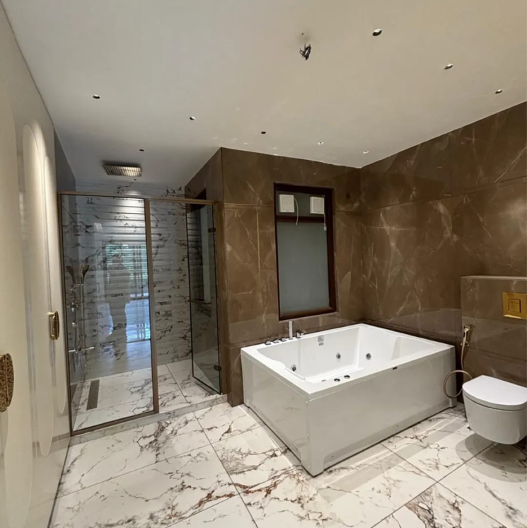 Attached Bathroom, greater kailash ii 4 Bedroom 4500 Sq.Ft. Builder Floor In Greater Kailash ii Delhi 8980835