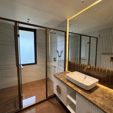 Building Lobby in 4 BHK Builder Floor at Greater Kailash ii – for Sale