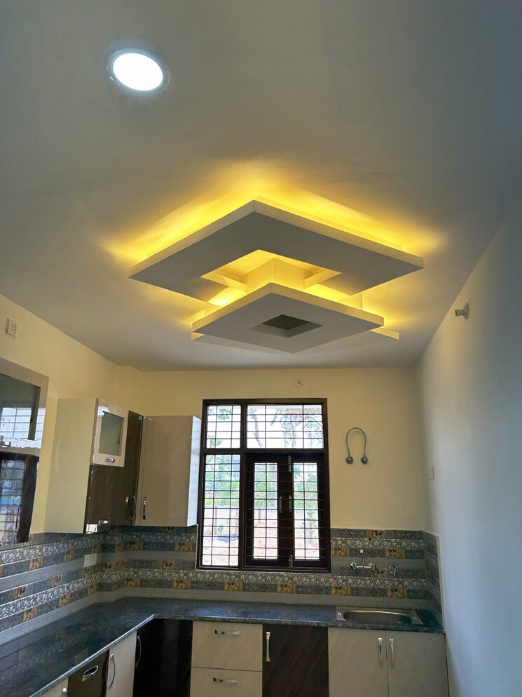 Kitchen, gomti nagar 3 Bedroom 1100 Sq.Ft. Independent House In Gomti Nagar Lucknow 8980849