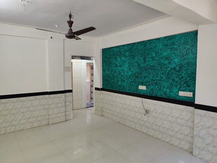 Room, kirtikar-chs 1 Bedroom 500 Sq.Ft. Apartment In Ganeshwadi Thane 8980857