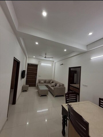 Team Area in 2.5 BHK Builder Floor at Sector 32 – for Rent