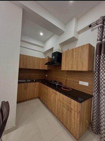 Kitchen in 2.5 BHK Builder Floor at Sector 32 – for Rent