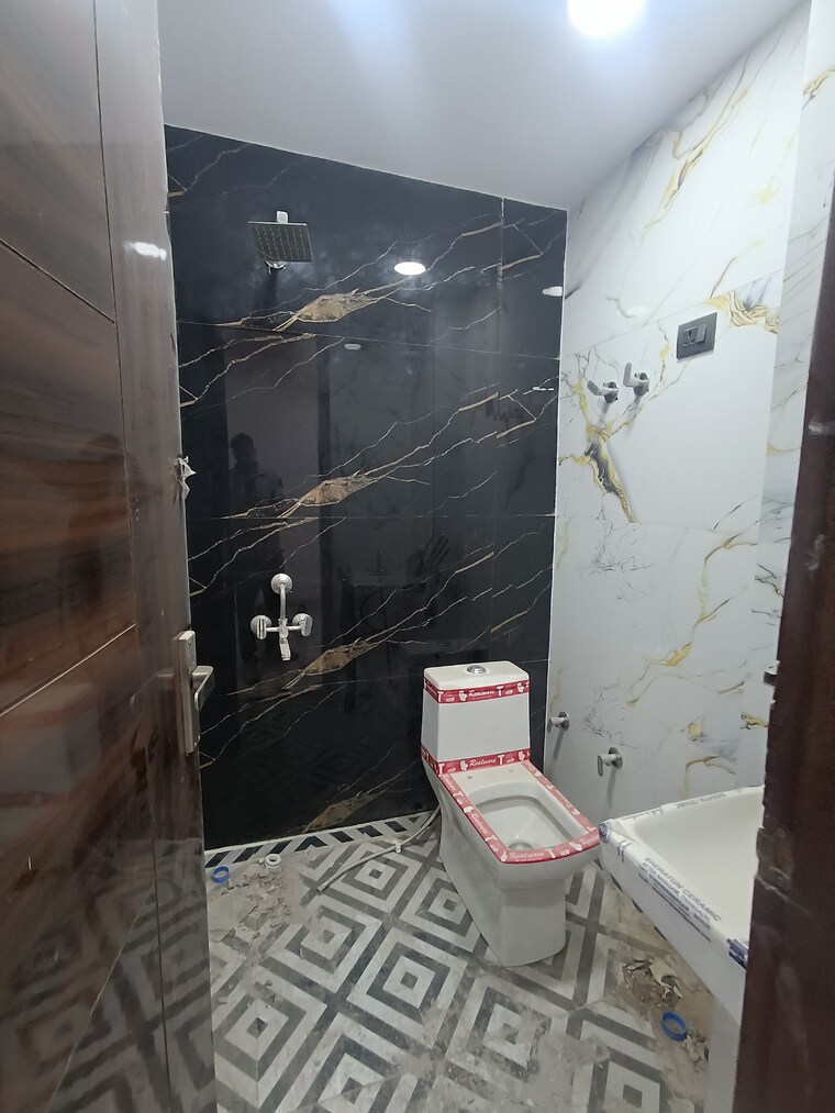 Bathroom, govindpuri 2 Bedroom 540 Sq.Ft. Builder Floor In Govindpuri Delhi 8980879
