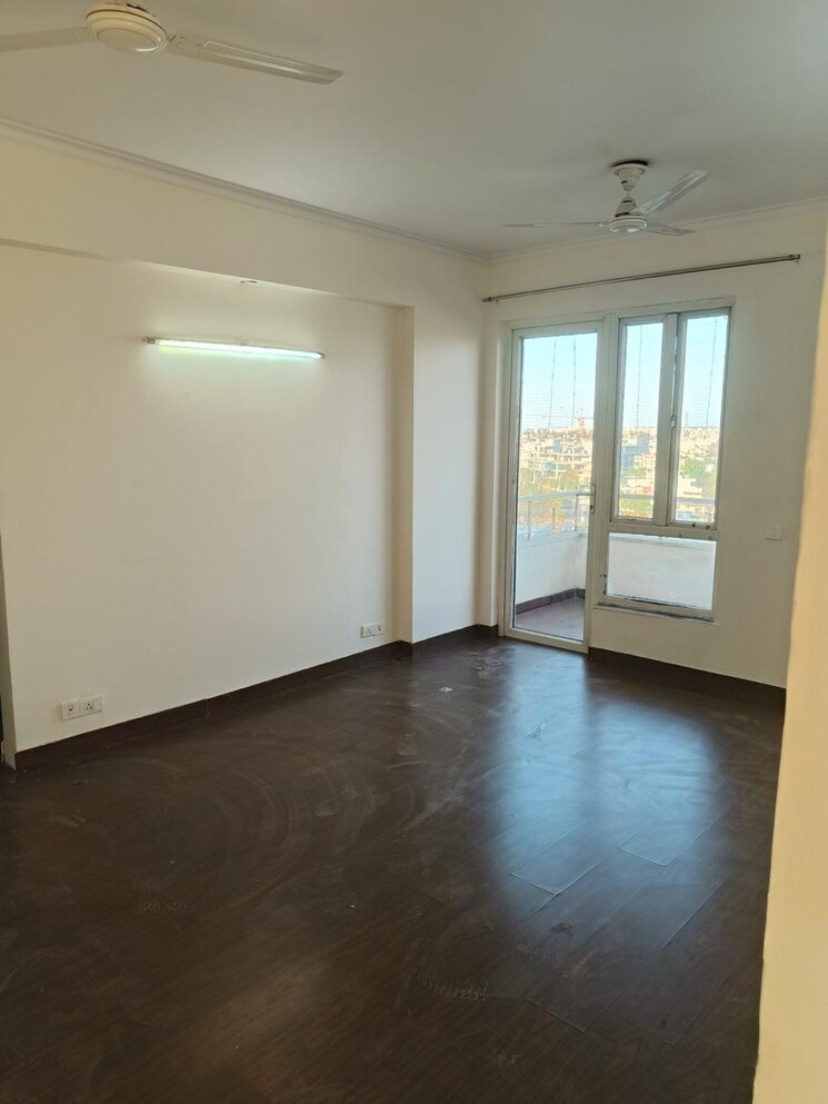 Room, ardee-city-palm-grove-heights 3 Bedroom 2350 Sq.Ft. Apartment In Sector 52 Gurgaon 8980956