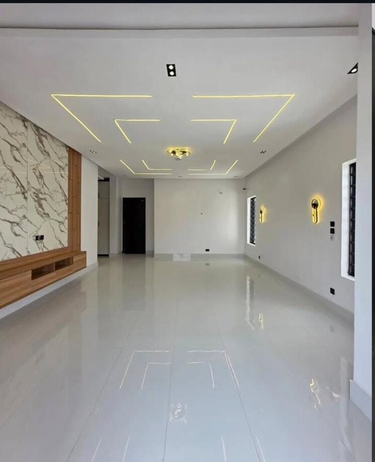 undefined, sector 30 2.5 Bedroom 1800 Sq.Ft. Builder Floor In Sector 30 Faridabad 8980968