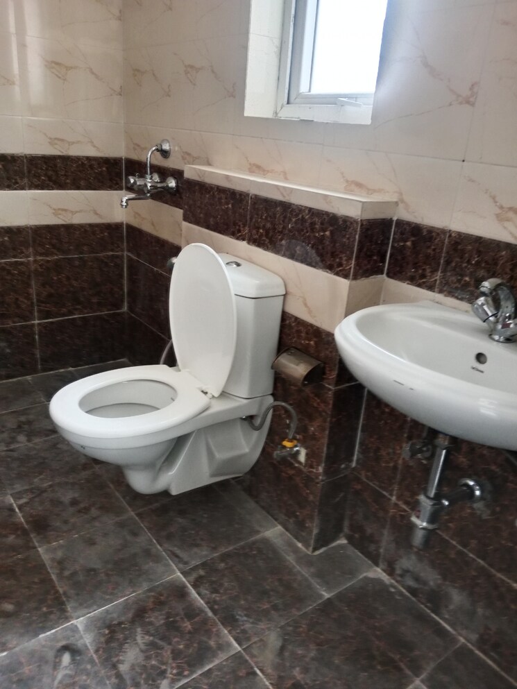 Attached Bathroom, ansals sushant city 3 Bedroom 2035 Sq.Ft. Apartment In Ansals Sushant City Panipat 8981024