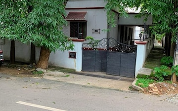 4 BHK Independent House For Sale in Mg Road