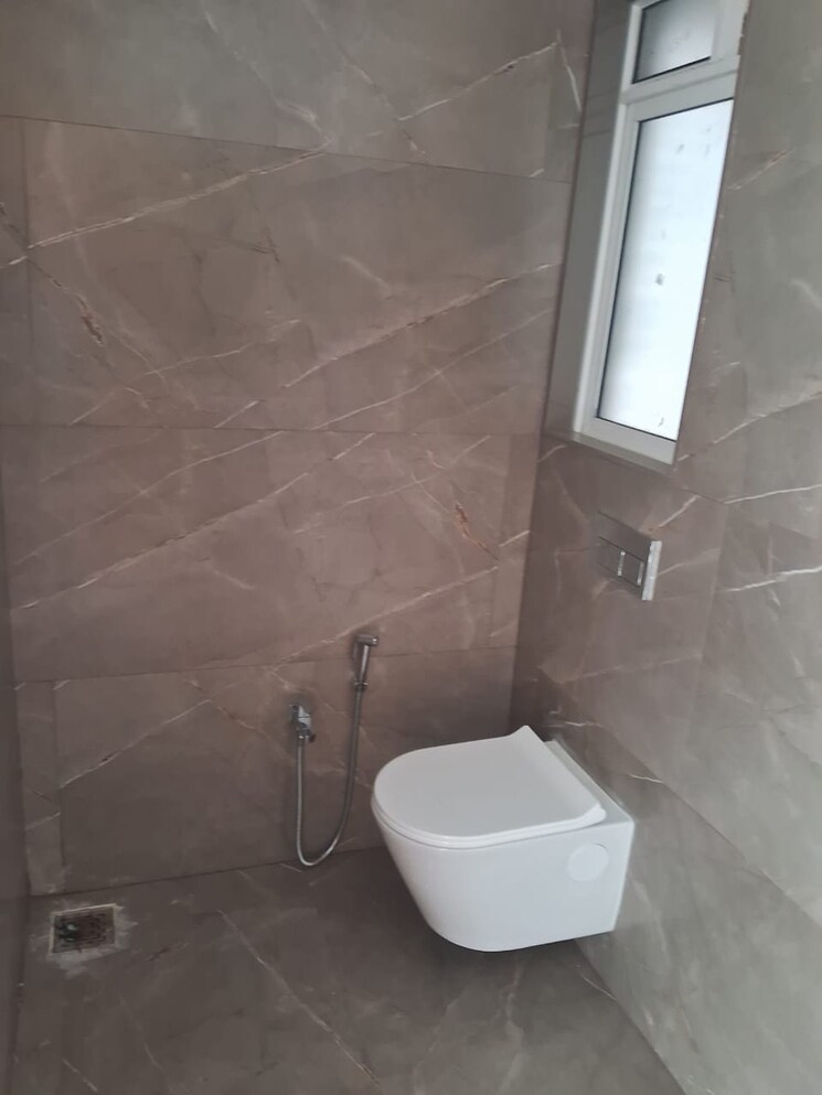 Bathroom, moreshwar-19-east 3 Bedroom 1200 Sq.Ft. Apartment In Nerul Navi Mumbai 8981039