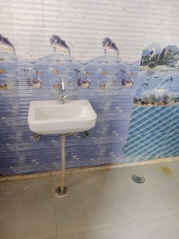 Bathroom in 1 BHK Builder Floor at Huda – for Rent