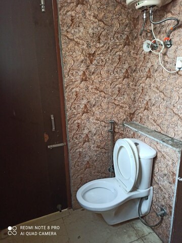 Bathroom in 3 BHK Builder Floor at Ardee City, Sector 52 – for Rent