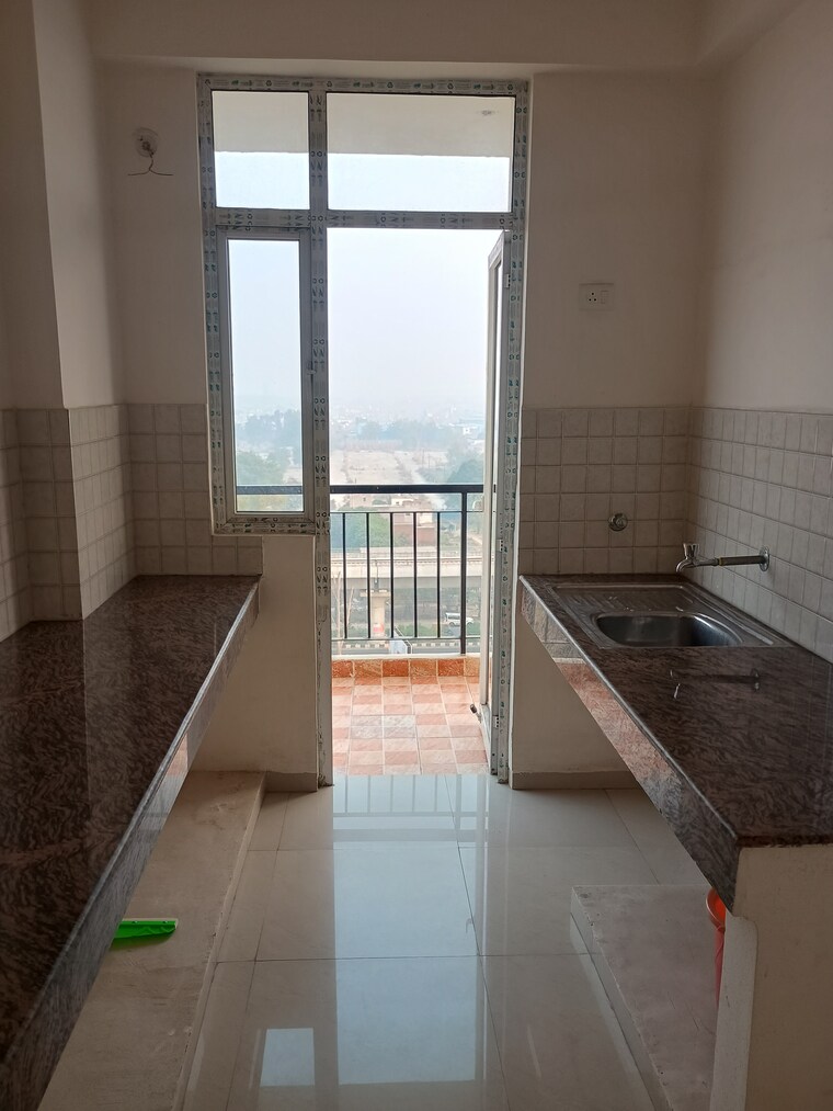 Kitchen, land-craft-metro-homes-phase-4 3 Bedroom 644 Sq.Ft. Apartment In Basantpur Saitli Ghaziabad 8981091
