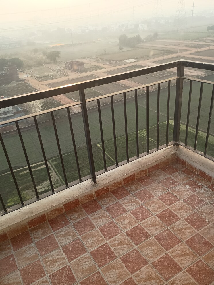 undefined, land-craft-metro-homes-phase-4 3 Bedroom 644 Sq.Ft. Apartment In Basantpur Saitli Ghaziabad 8981091