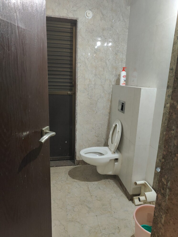 Bathroom, p-s-queens-bliss 3 Bedroom 774 Sq.Ft. Apartment In Seawoods Navi Mumbai 8981074