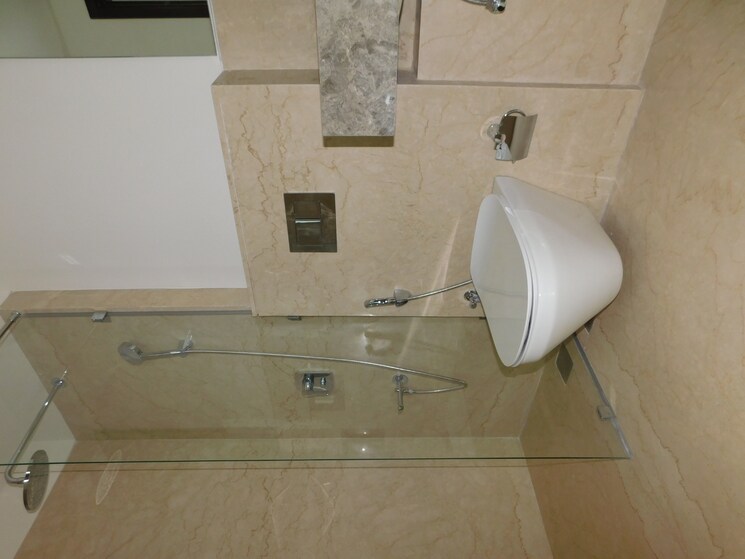 Bathroom, piramal-mahalaxmi 3 Bedroom 1378 Sq.Ft. Apartment In Mahalaxmi Mumbai 8981089