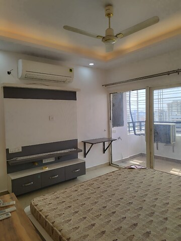 Bedroom in 3 BHK Apartment at Gomti Nagar – for Rent
