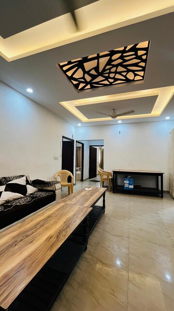 Living Room in 3 BHK Apartment at Gomti Nagar – for Rent