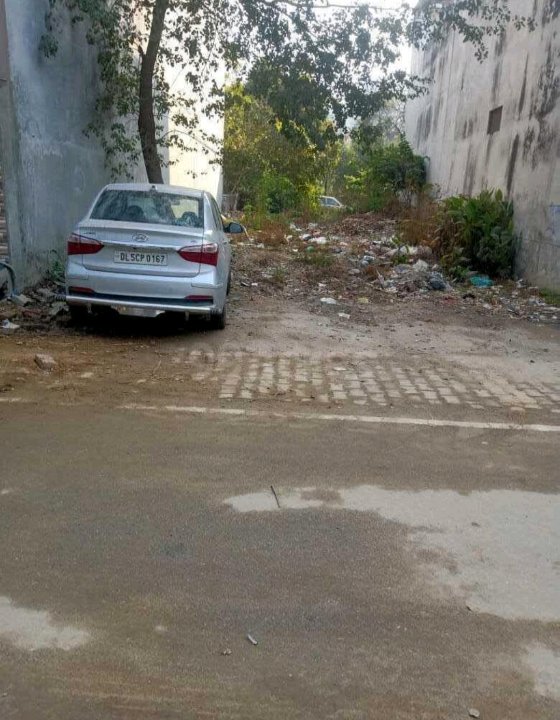 Plot For Sale in Mohhan Meakins Society 