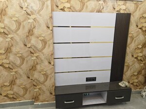 Furnished Amenities in 3 BHK Builder Floor at Aya Nagar – for Sale