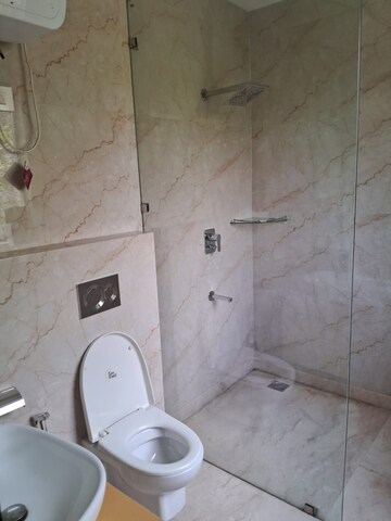 Bathroom in 3 BHK Apartment at Unitech Uniworld Gardens 2, Sector 47 – for Rent