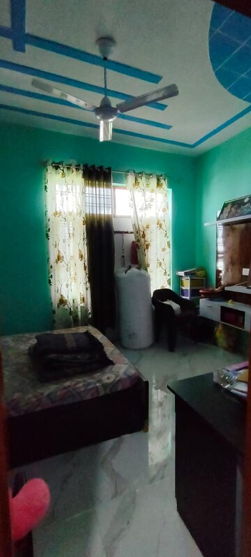 Bedroom in 2 BHK Builder Floor at Shimla Bypass Road – for Rent