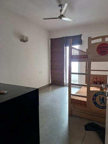Room in 3 BHK Builder Floor at Vatika City, Sector 49 – for Rent