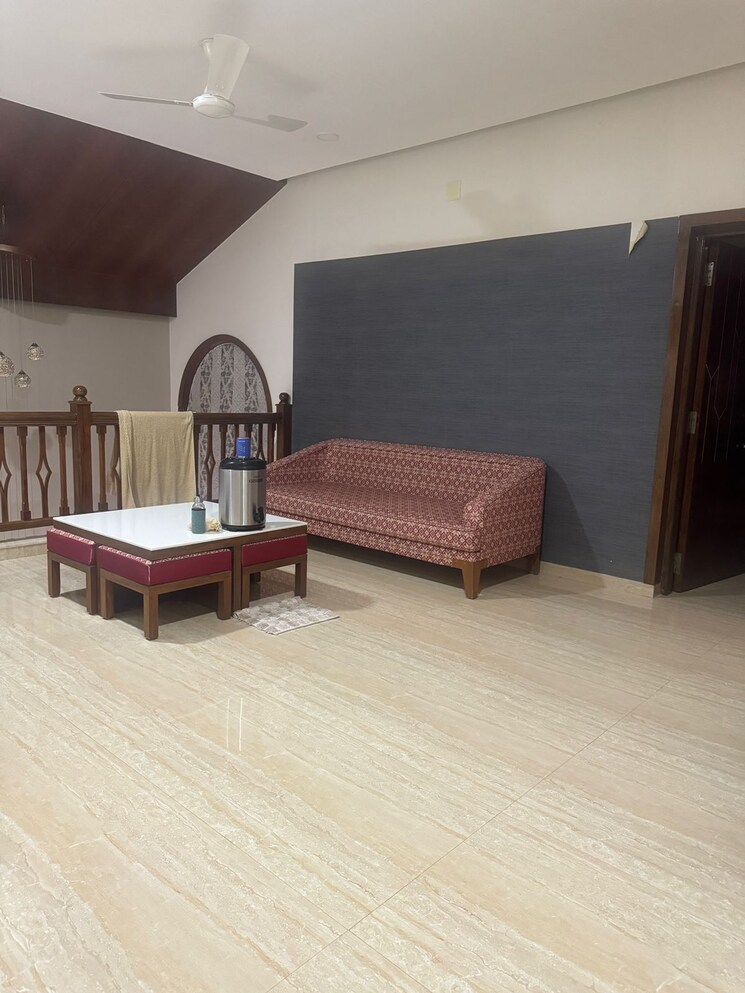 Living Room, thaltej 5 Bedroom 452 Sq.Yd. Villa In Thaltej Ahmedabad 8981346