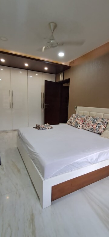 Bedroom in 2 BHK Apartment at K Raheja Raheja Classique, Andheri West – for Rent