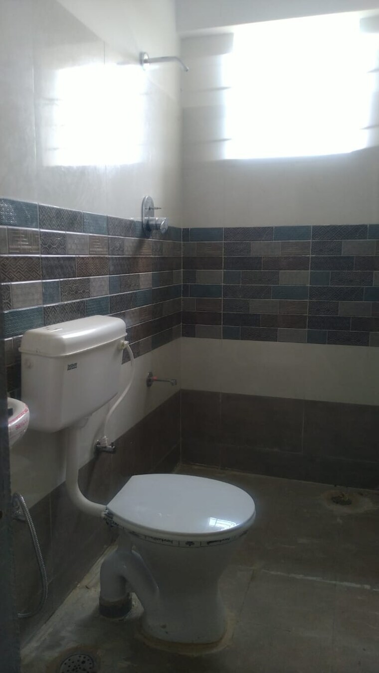 Bathroom, hindupur 2 Bedroom 1150 Sq.Ft. Apartment In Hindupur Anantapur 8981371