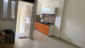 Kitchen in 1 BHK Builder Floor at DLF City Phase V, Dlf Phase V – for Rent