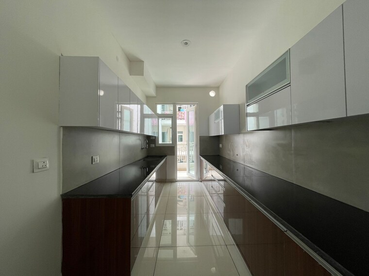 Kitchen, vip road 3 Bedroom 1700 Sq.Ft. Apartment In Vip Road Zirakpur 8981460