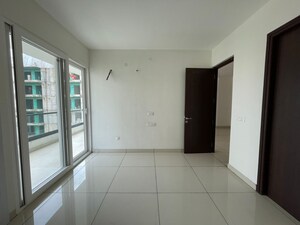 Room in 3 BHK Apartment at Vip Road – for Sale