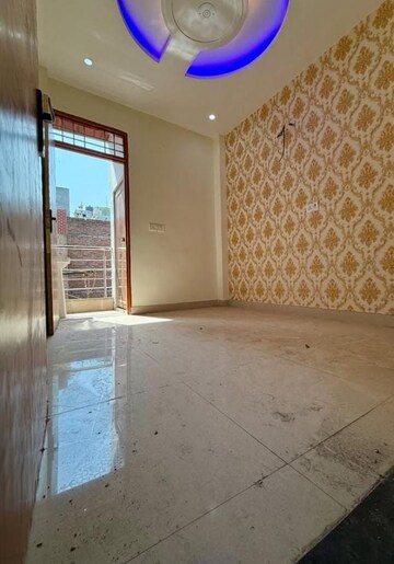 3 BHK Builder Floor For Rent in Sector 35