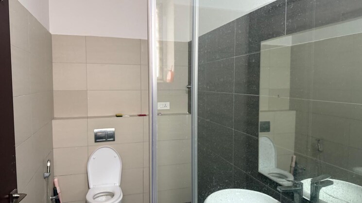 Bathroom, concrete-sai-sansar 3 Bedroom 1250 Sq.Ft. Apartment In Chembur Mumbai 8981432
