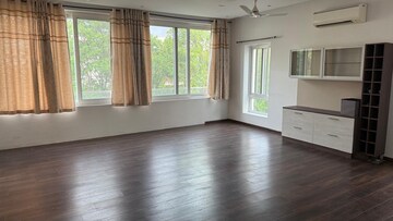 Room in 3 BHK Apartment at Concrete Sai Sansar, Chembur – for Sale