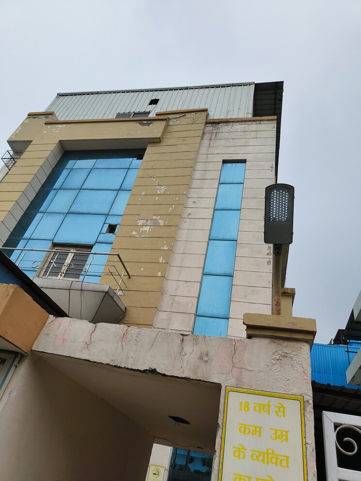 Kitchen, industrial area phase 2 Commercial Office Space 10000 Sq.Ft. In Industrial Area Phase 2 Noida 8981473