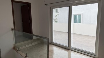 Room in 3 BHK Apartment at Concrete Sai Sansar, Chembur – for Sale