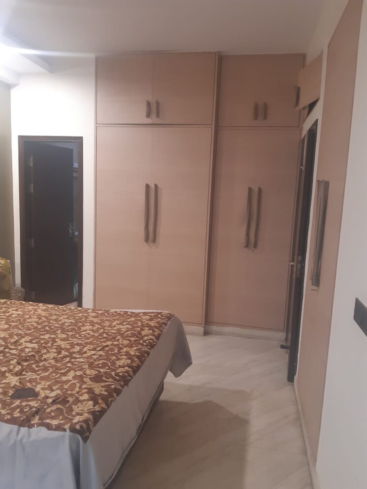 Bedroom, sushant lok i 3 Bedroom 1950 Sq.Ft. Builder Floor In Sushant Lok I Gurgaon 8981518