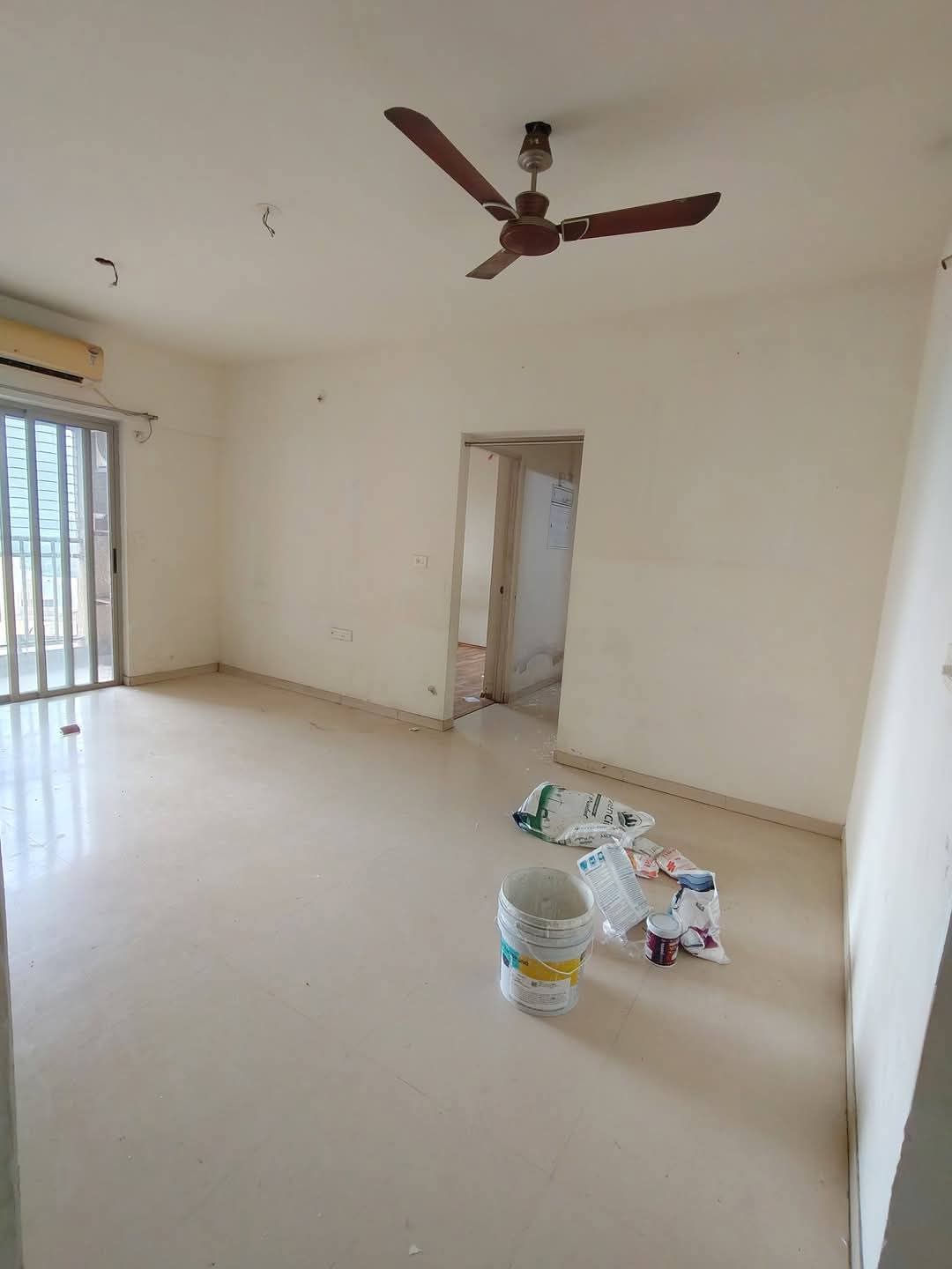 2.5 BHK + Pooja Room,Extra Room Apartment For Rent in Casa RioGold