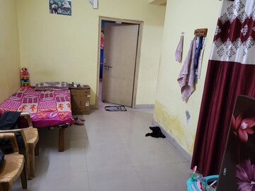 Living Room in 2 BHK Apartment at Nandani Enclave, Mohanlalganj – for Sale