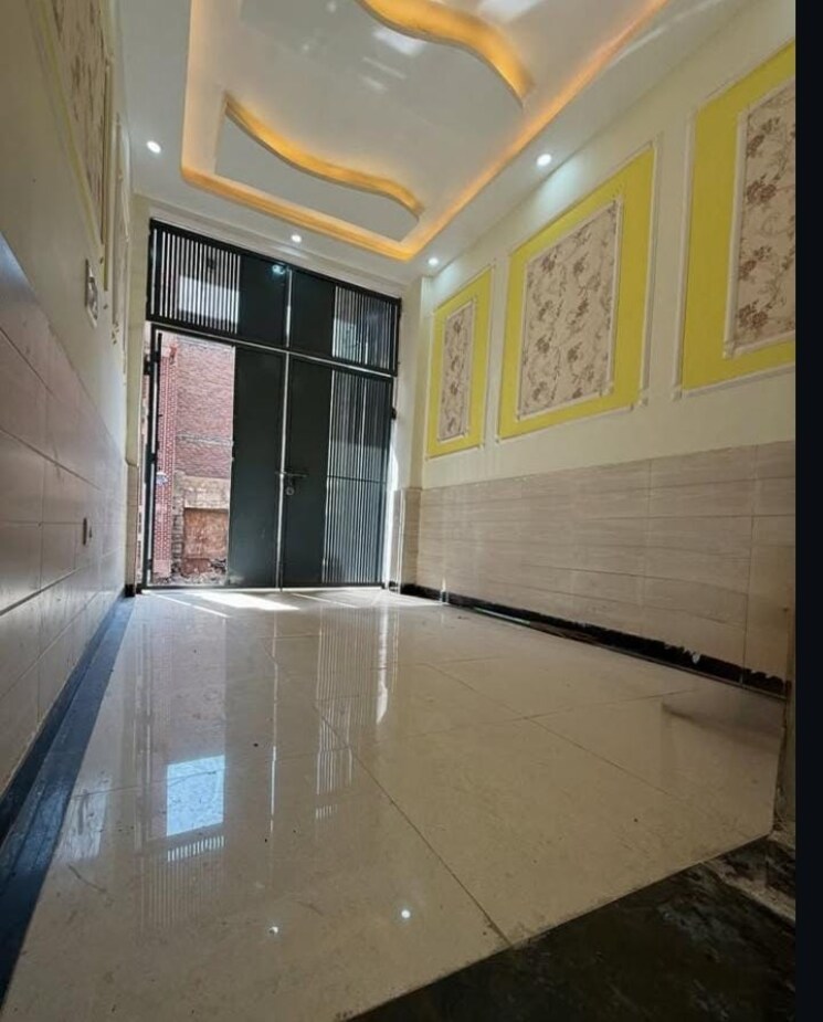 Room, sector 37 3 Bedroom 3330 Sq.Ft. Builder Floor In Sector 37 Faridabad 8981552