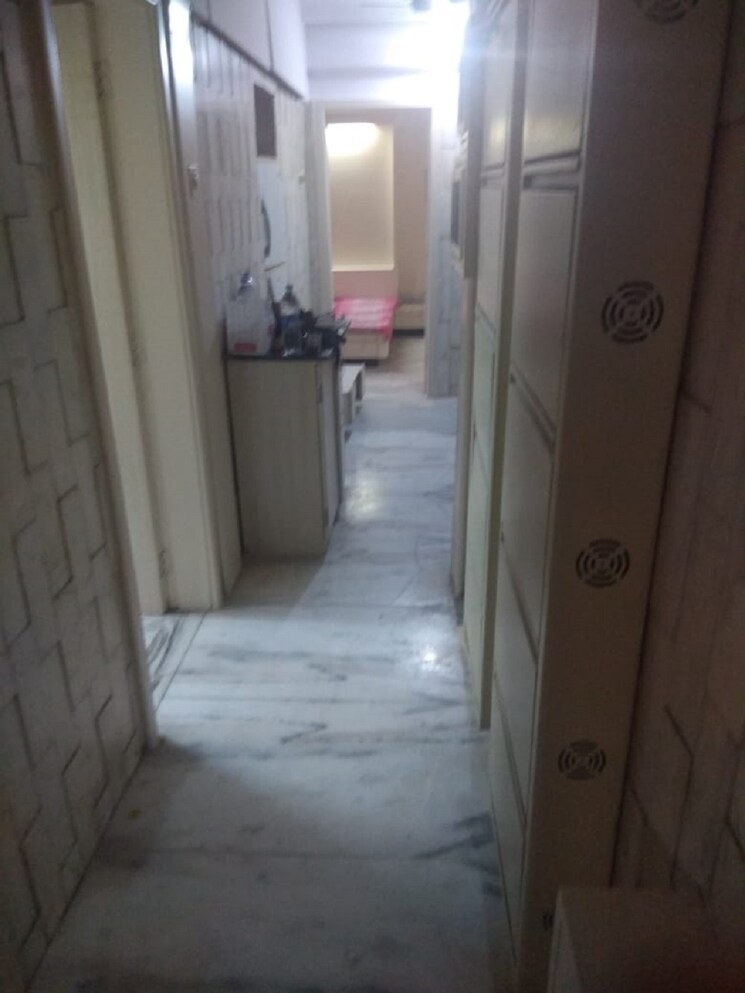 Bathroom, khar west 2 Bedroom 750 Sq.Ft. Apartment In Khar West Mumbai 8981561