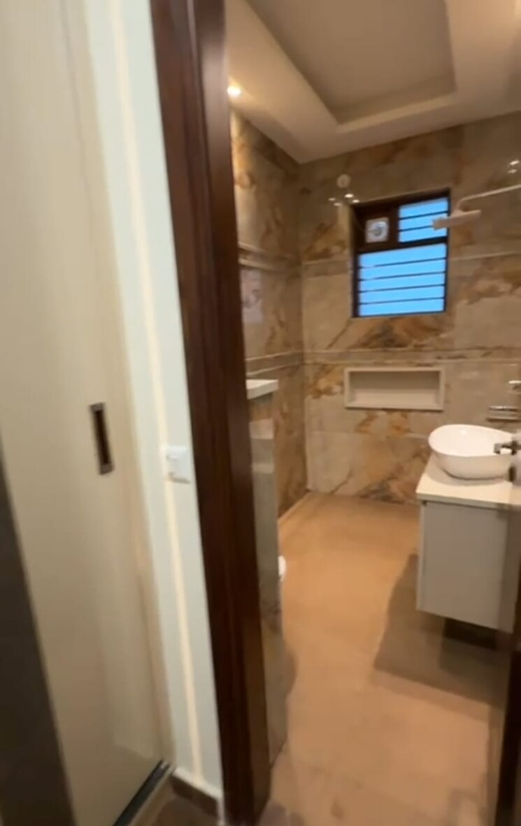 Bathroom, parklands 3 Bedroom 250 Sq.Yd. Builder Floor In Sector 85 Faridabad 8981528