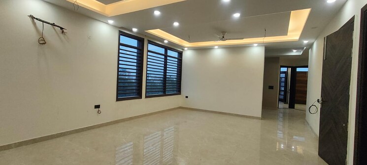 Room, sector 45 3 Bedroom 1930 Sq.Ft. Builder Floor In Sector 45 Gurgaon 8981625